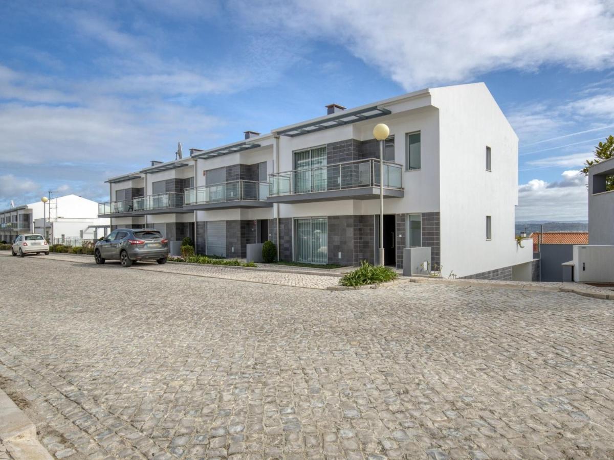 Modern Holiday Home In Salir Do Porto With Swimming Pool Salir de Porto Exterior photo